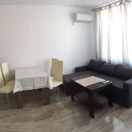 Pepi 아파트 프리모르스코